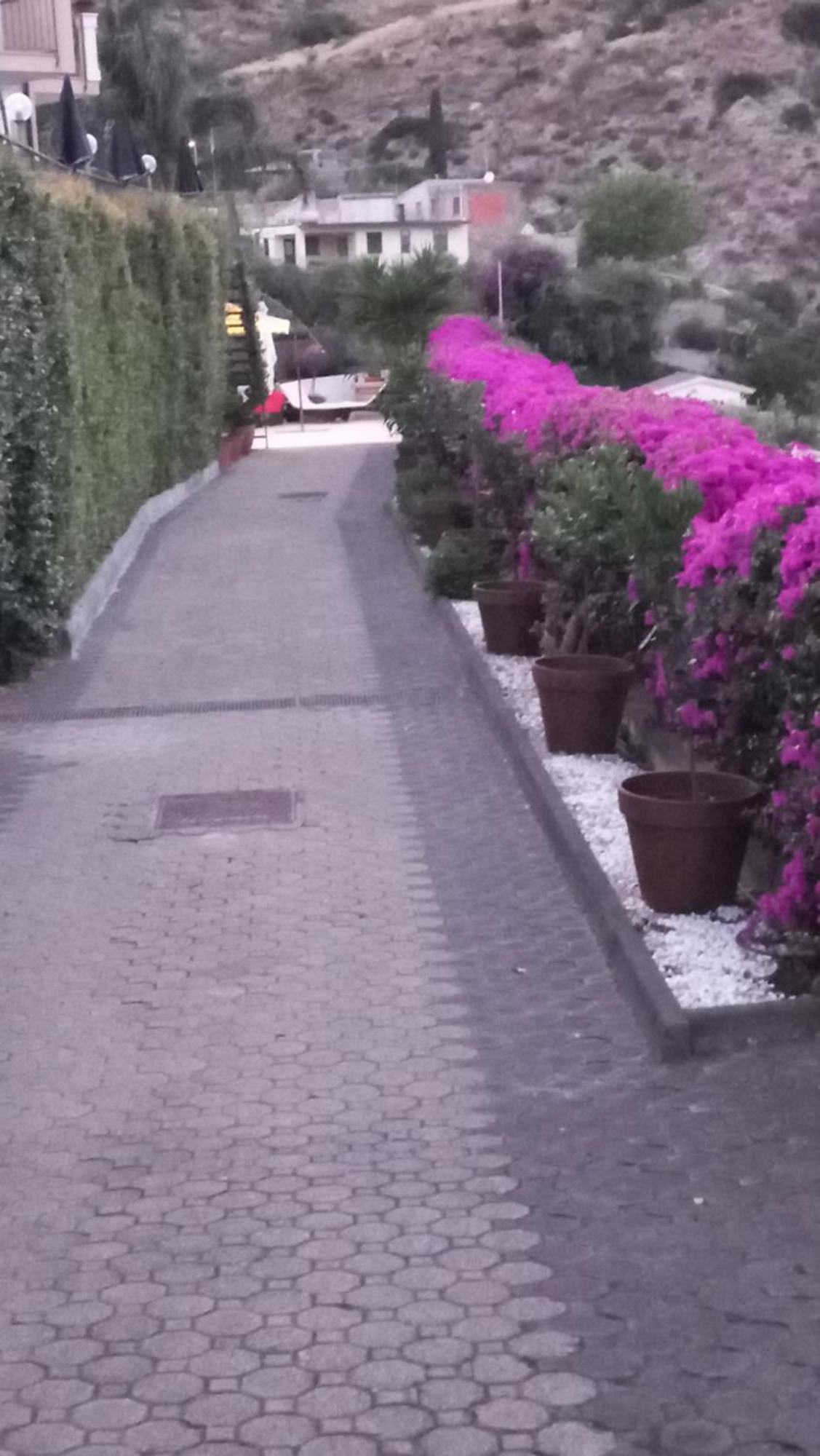 Victoria, Taormina
